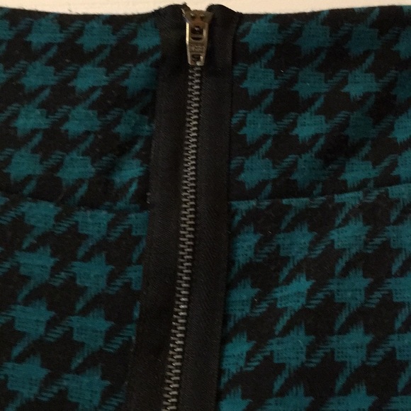 Audrey 3+1 mini skirt - Picture 2 of 6